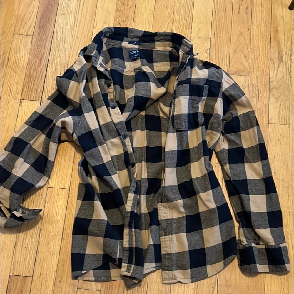 J. crew men’s flannel medium